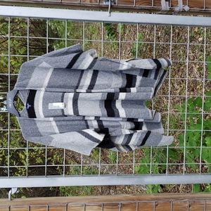 NWT  boho Splendid wool/cashmere black&grey striped poncho, one size